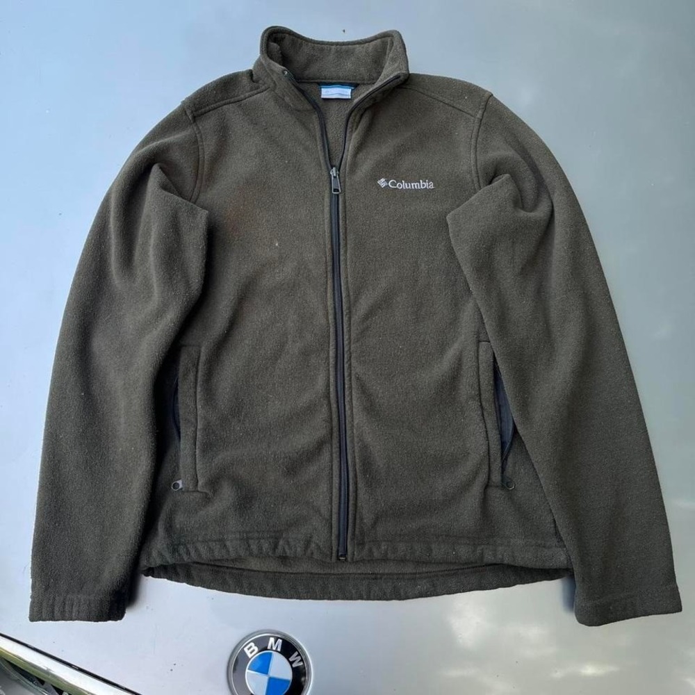 Khaki Columbia zip up fleece jacket